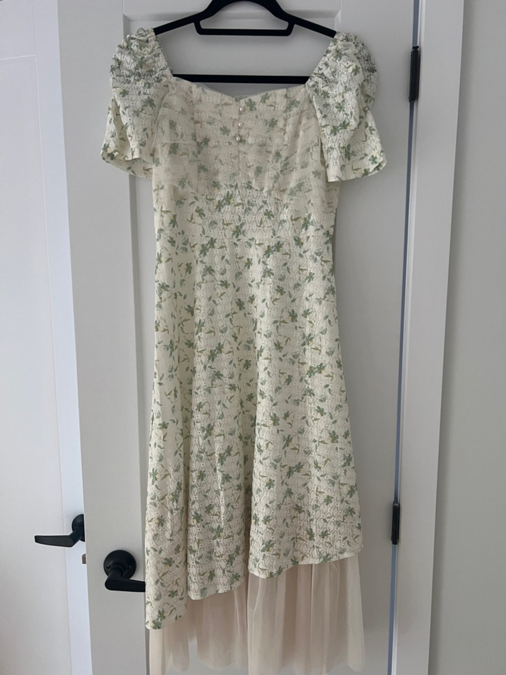 Floral Puff-Sleeve Midi Dress in Cream and Sage